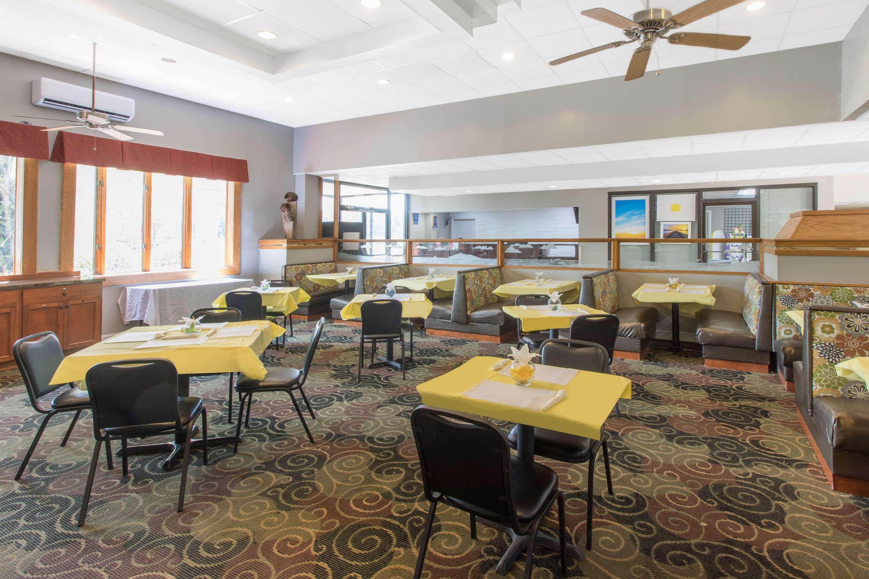 Days Inn By Wyndham Myrtle Beach Socastee Экстерьер фото